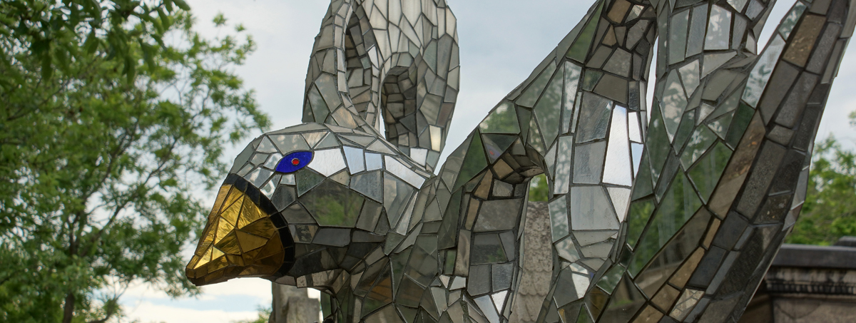 Niki de Saint Phalle: A mon ami Jean-Jacques, un oiseau qui s'est envolé trop tôt, Niki (1998) - Header 2