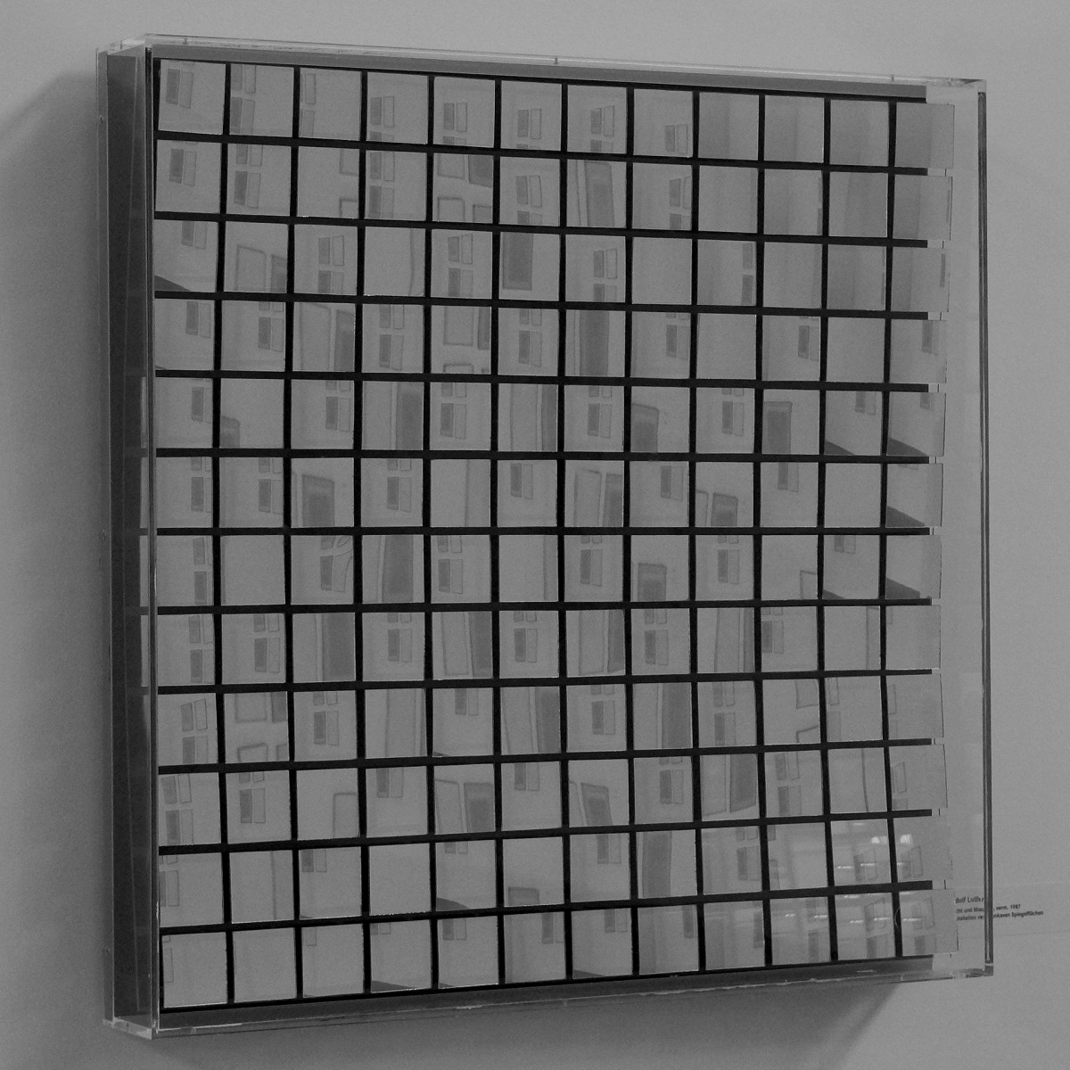 Adolf Luther: Licht und Materie (Seitenansicht) (1987)